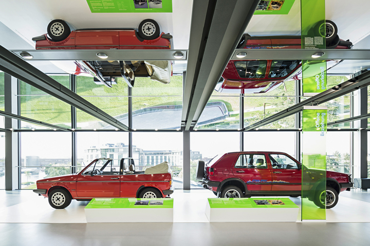 „Niche Market Models“: The Volkswagen Golf Cabrio (1980) and the Volkswagen Golf Country built in 1990 (Photo: Nils Hendrik Müller)